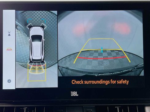 New 2025 Toyota RAV4 Limited image 10