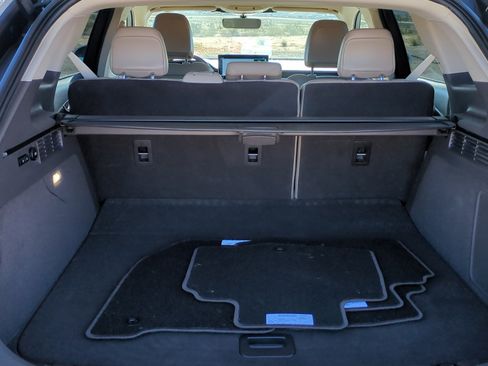 Used 2023 Lincoln Nautilus Reserve image 30