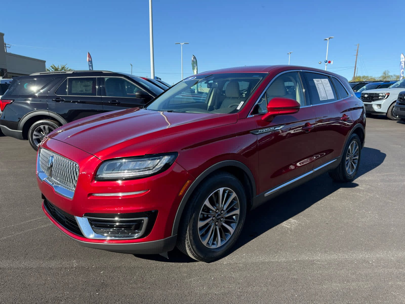 Used 2019 Lincoln Nautilus Select FWD image 23