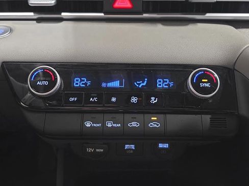 Certified 2023 Hyundai Elantra SEL image 16