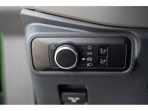 Used 2024 Ford Bronco Everglades image 25