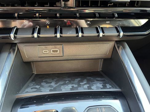 New 2026 GMC Canyon AT4 image 28