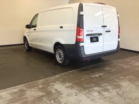 Used 2019 Mercedes-Benz Metris image 4