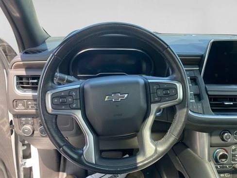 Used 2022 Chevrolet Tahoe Z71 w/ Luxury Package AWD/4WD image 10