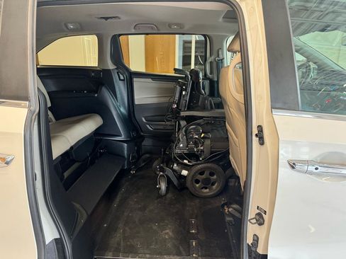 Used 2020 Honda Odyssey EX-L image 16