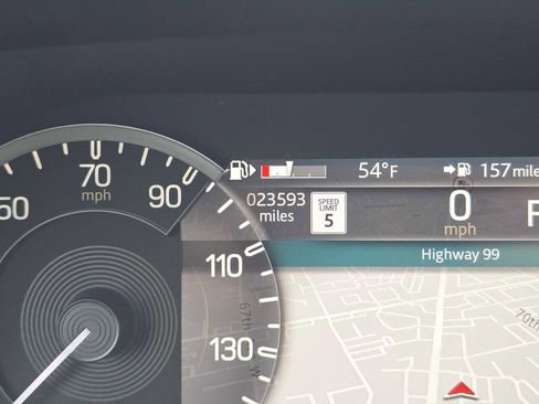 Used 2023 Land Rover Defender 110 SE AWD/4WD image 26