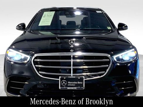 Used 2024 Mercedes-Benz S 580 4MATIC Sedan image 5