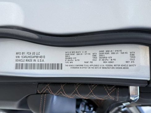 Used 2023 Jeep Grand Cherokee Summit w/ Adv Protech Group IV AWD/4WD image 27