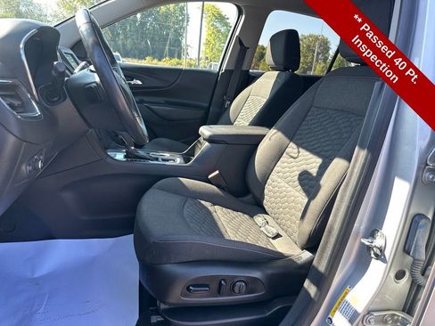 Used 2021 Chevrolet Equinox LT w/ Driver Convenience Package image 12