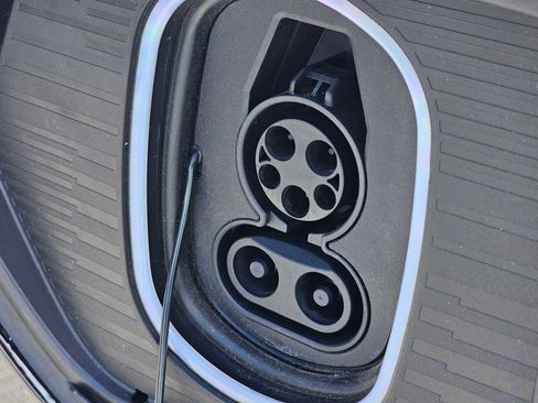 New 2026 Cadillac Escalade IQ Luxury 1 image 19