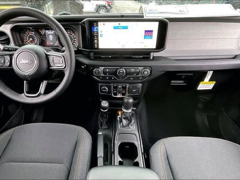 New 2026 Jeep Gladiator Sport AWD/4WD image 6