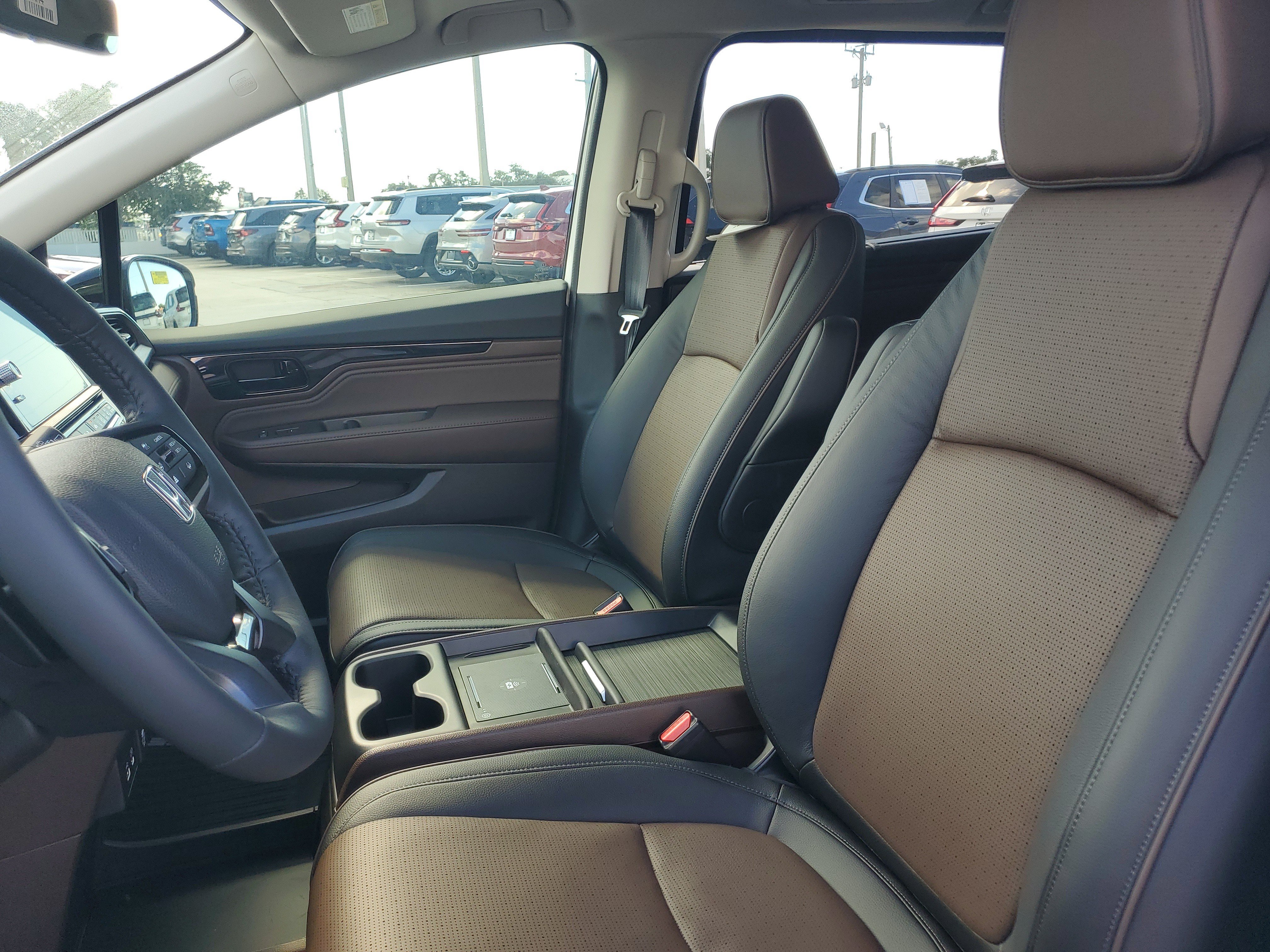 New 2027 Honda Odyssey Elite image 17
