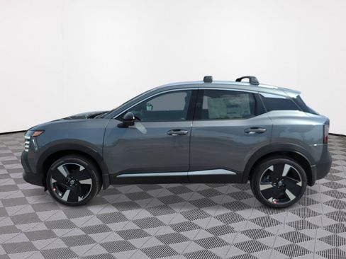 New 2026 Nissan Kicks SR w/ Cold Weather Package image 7