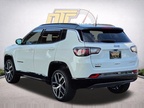 Used 2024 Jeep Compass Limited w/ Elite Group AWD/4WD image 7