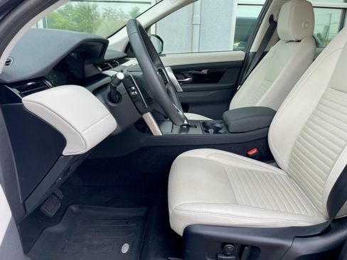Certified 2025 Land Rover Discovery Sport S AWD/4WD image 14