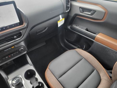 Used 2025 Ford Bronco Sport Outer Banks w/ Outer Banks Tech Package+ image 13