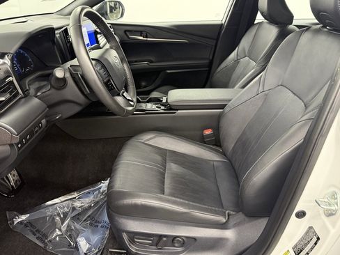 Used 2025 Toyota Camry XSE image 16