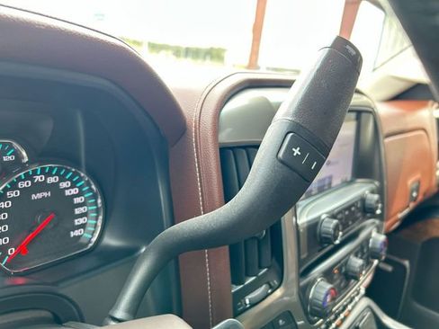 Used 2017 Chevrolet Silverado 2500 High Country w/ Duramax Plus Package image 16