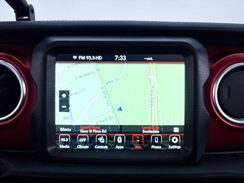 Used 2023 Jeep Gladiator Rubicon w/ LED Lighting Group AWD/4WD image 5