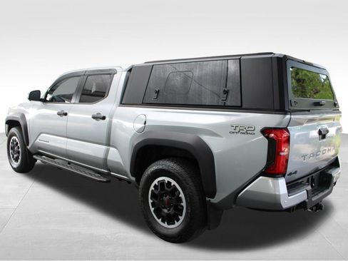 Certified 2024 Toyota Tacoma TRD Off-Road w/ TRD Off Road Premium Package AWD/4WD image 16