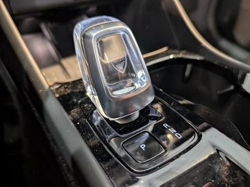 Used 2026 Volvo XC40 B5 Plus w/ Protection Package Premier image 19