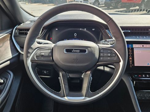 New 2026 Jeep Grand Cherokee L 4WD image 14
