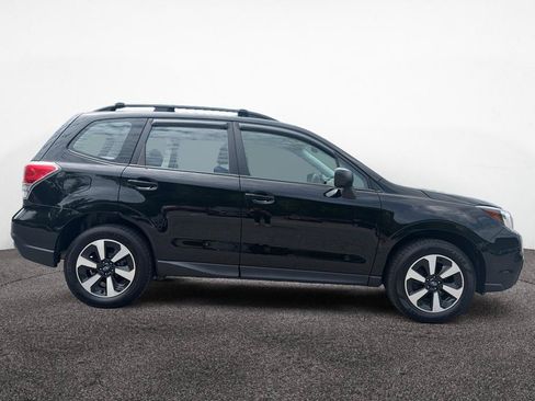 Used 2018 Subaru Forester 2.5i w/ Alloy Wheel Package AWD/4WD image 8