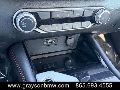 Used 2024 Nissan Altima 2.5 SR FWD image 23