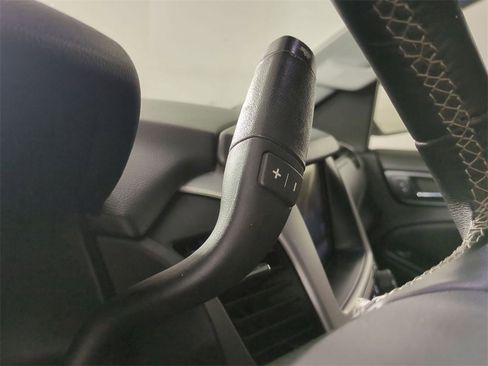 Used 2015 GMC Yukon SLT image 15