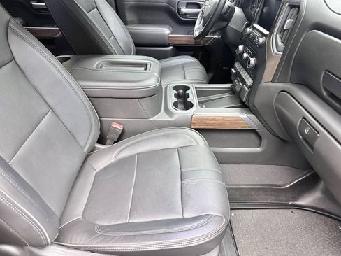 Used 2021 Chevrolet Silverado 1500 High Country w/ Technology Package AWD/4WD image 12