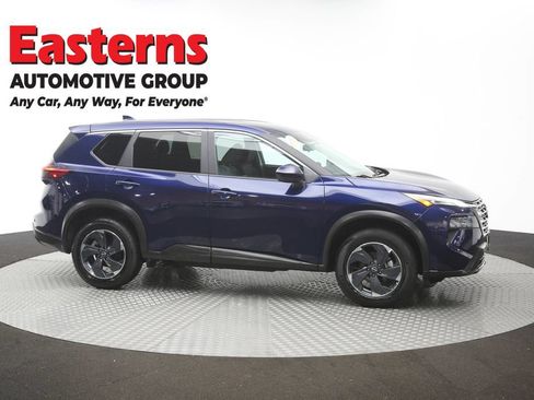 Used 2024 Nissan Rogue SV AWD/4WD image 46