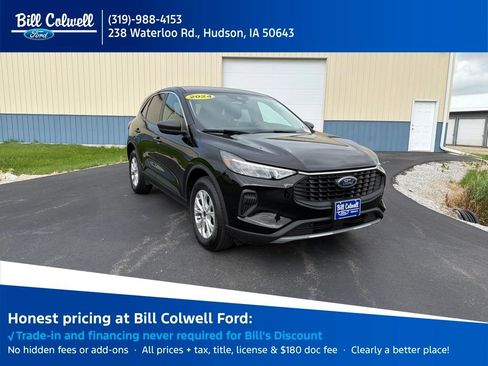 Used 2024 Ford Escape Active AWD/4WD image 1