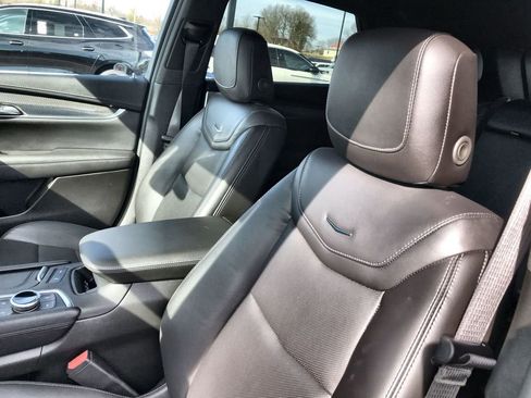 Used 2024 Cadillac XT5 Sportv w/ LPO, Floor Liner Package image 11