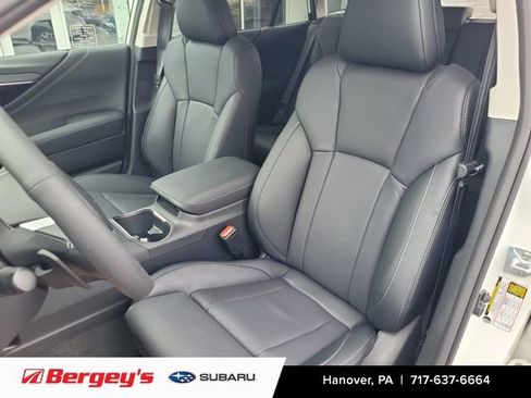 New 2025 Subaru Outback Limited image 9
