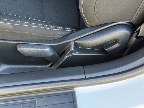 Certified 2025 Ford Mustang Coupe image 24