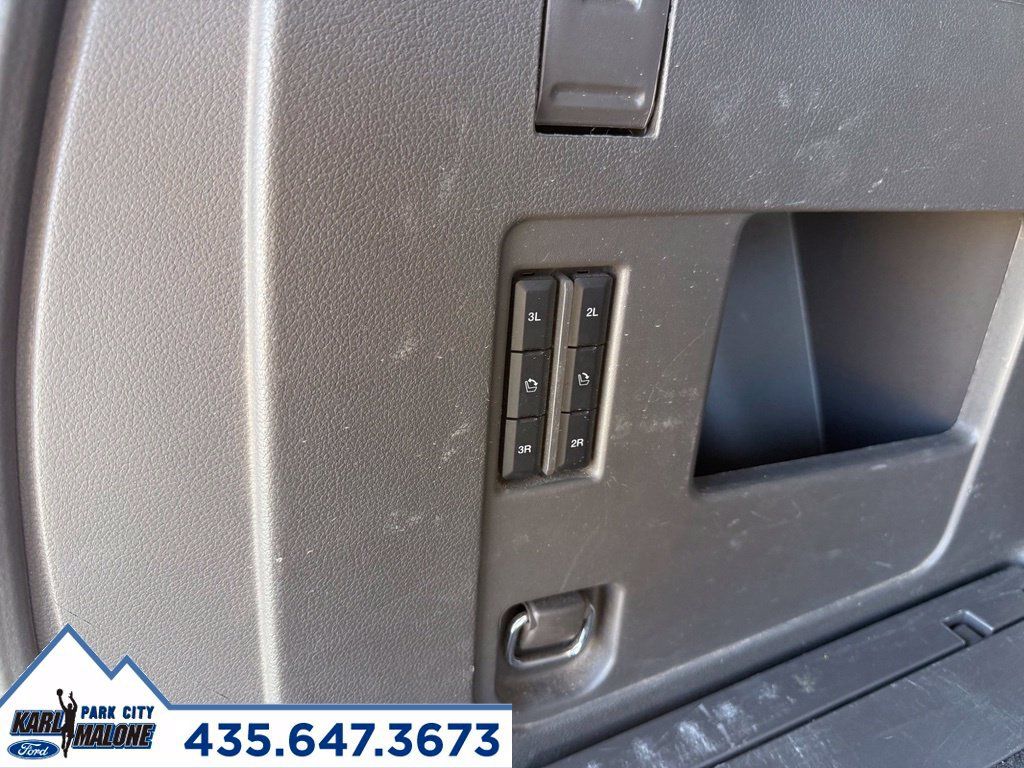 Used 2018 Ford Expedition Limited w/ Equipment Group 302A AWD/4WD image 36