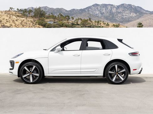 New 2026 Porsche Macan AWD/4WD image 2