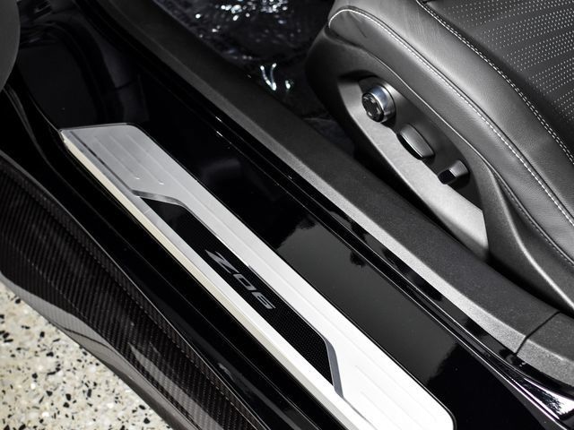 Used 2024 Chevrolet Corvette Z06 RWD image 18