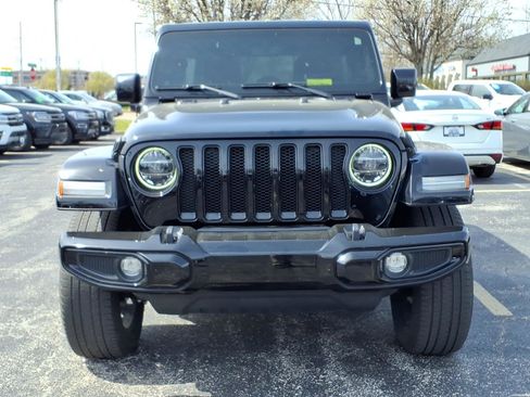 Used 2021 Jeep Wrangler Unlimited Sahara AWD/4WD image 33