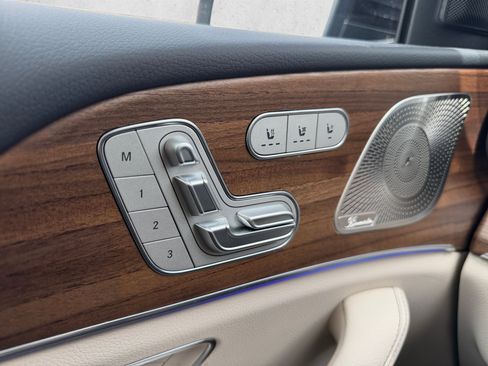 New 2026 Mercedes-Benz GLS 450 4MATIC image 10