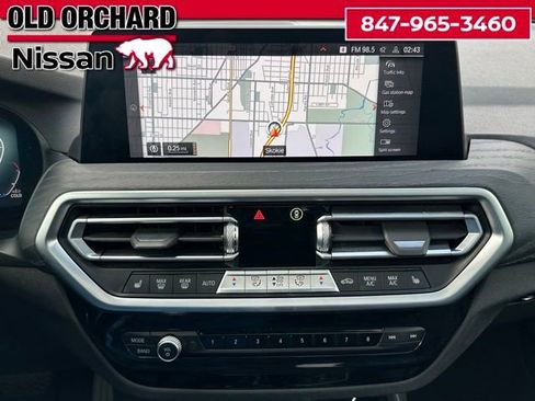 Used 2024 BMW X3 xDrive30i AWD/4WD image 16