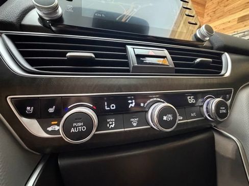 Used 2019 Honda Accord Touring image 28