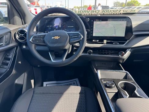New 2026 Chevrolet Equinox LT w/ Safety and Technology Package FWD image 9