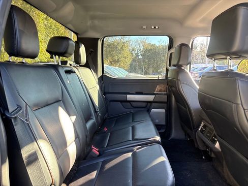 Used 2025 Ford F250 Lariat w/ Tremor Off-Road Package image 29