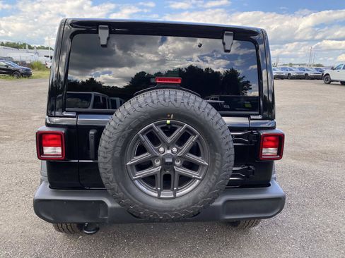 New 2027 Jeep Wrangler Unlimited Sport AWD/4WD image 4