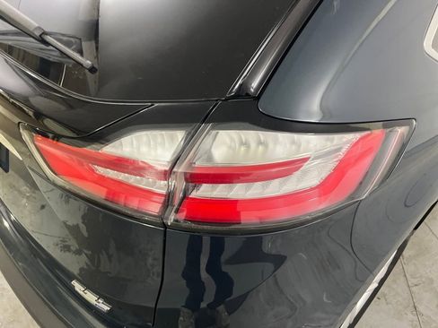 Used 2019 Ford Edge SEL w/ Equipment Group 201A image 47