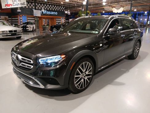 Used 2021 Mercedes-Benz E 450 4MATIC All-Terrain Wagon image 3