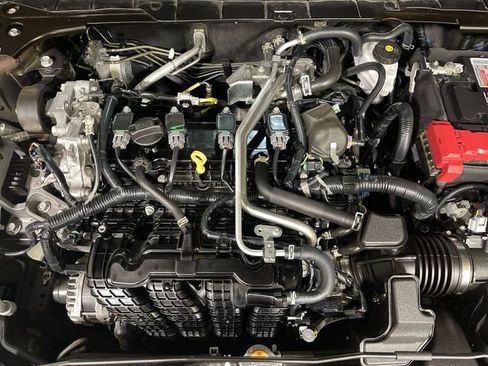 Used 2024 Nissan Altima 2.5 SV FWD image 24
