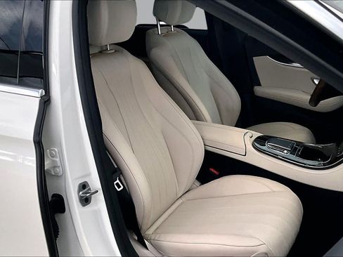 Certified 2022 Mercedes-Benz E 350 Sedan image 9