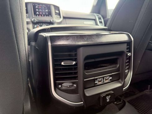 Used 2020 RAM 1500 Big Horn AWD/4WD image 11